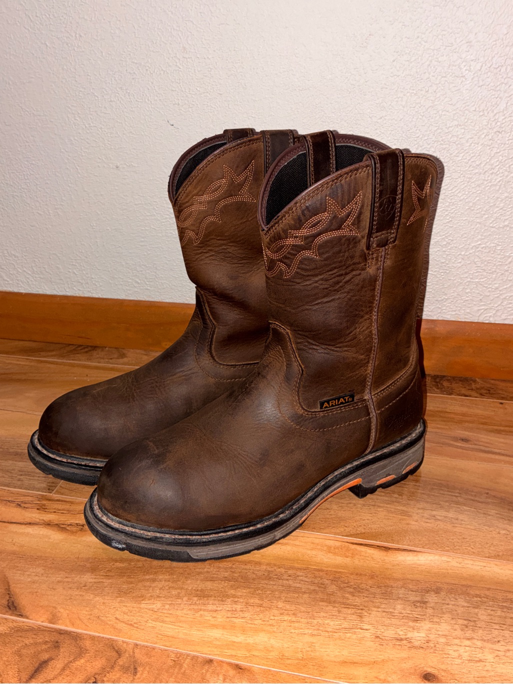 Ariat Menâs Workhog Pull On Boots, Waterproof & Composite Toe, Brown - Size 9ee
